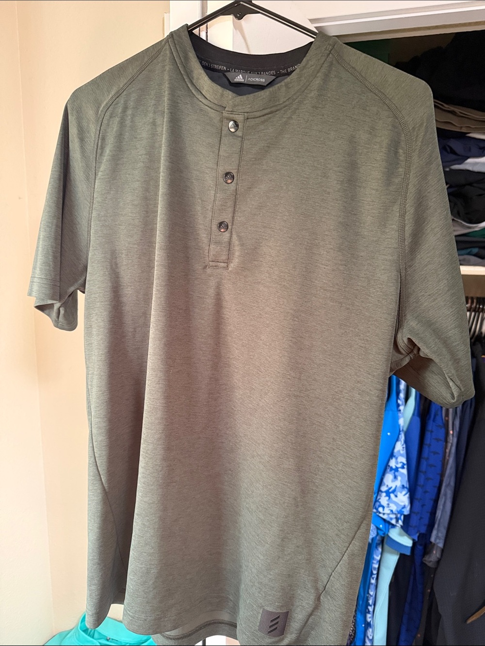 adidas adicross Men's Olive Green golf Henley Polo